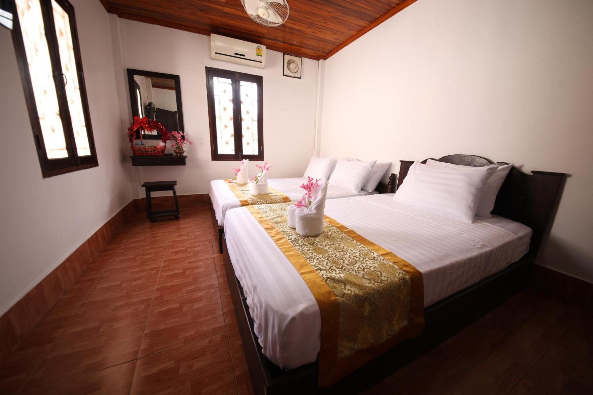Nirasim Villa Luang Prabang Buitenkant foto