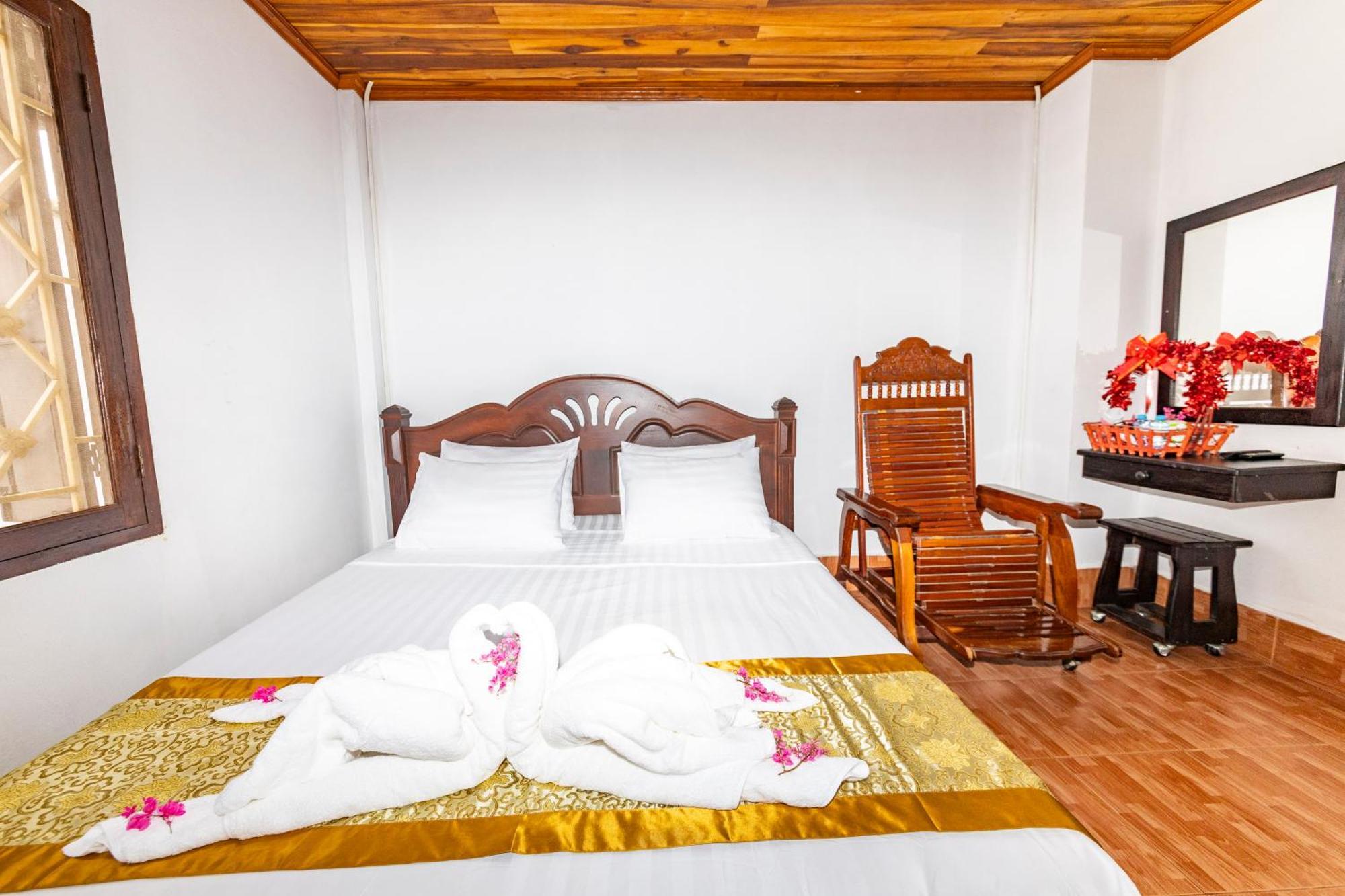 Nirasim Villa Luang Prabang Buitenkant foto