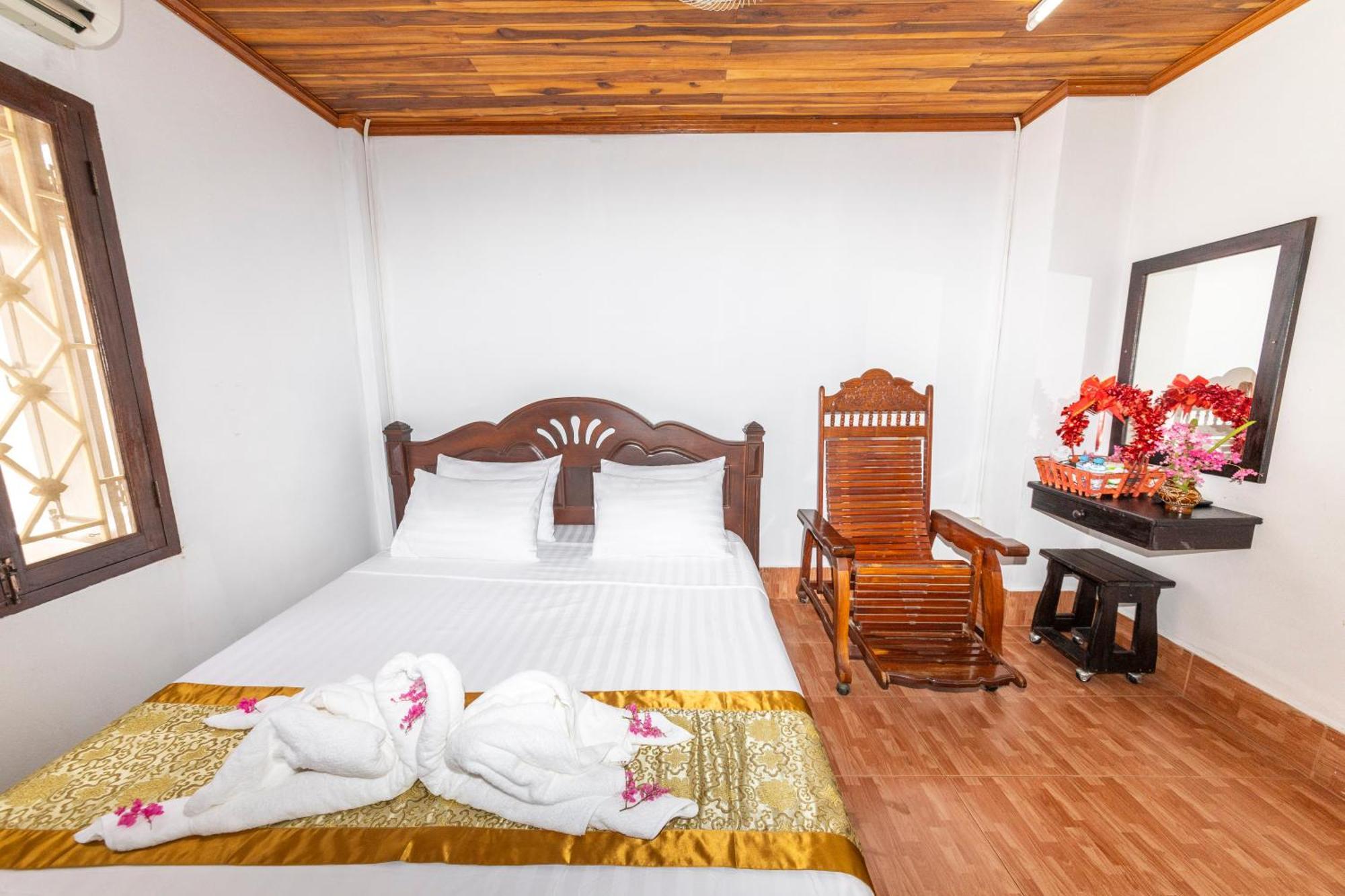 Nirasim Villa Luang Prabang Buitenkant foto