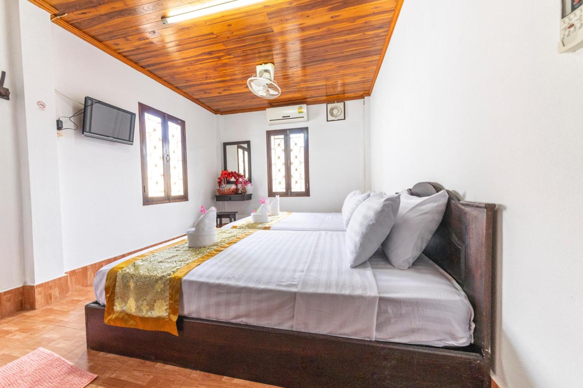 Nirasim Villa Luang Prabang Buitenkant foto