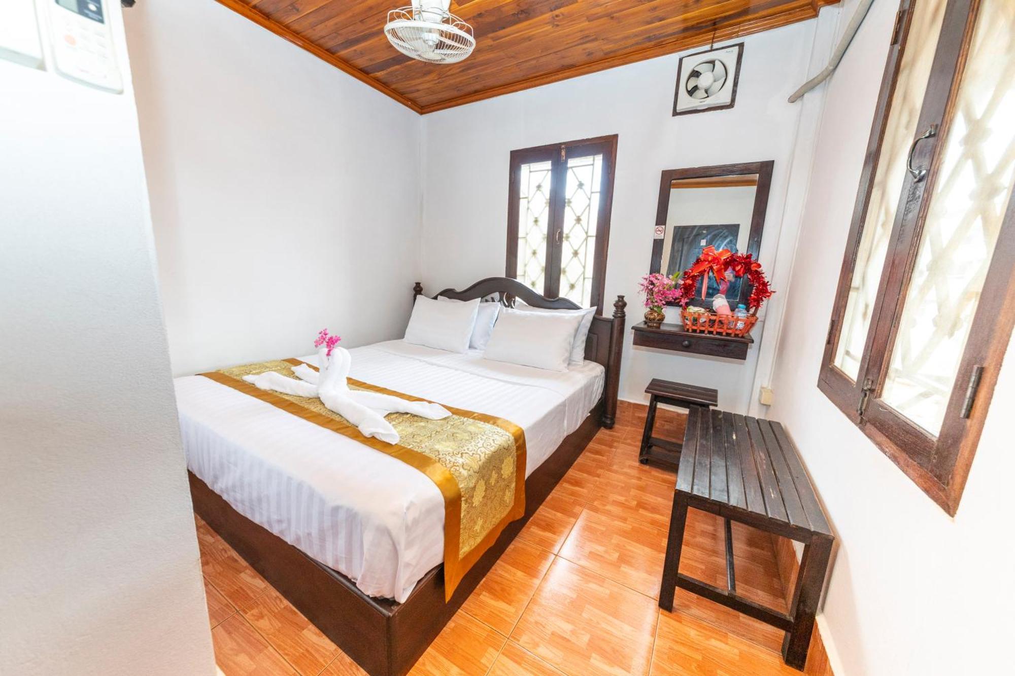 Nirasim Villa Luang Prabang Buitenkant foto